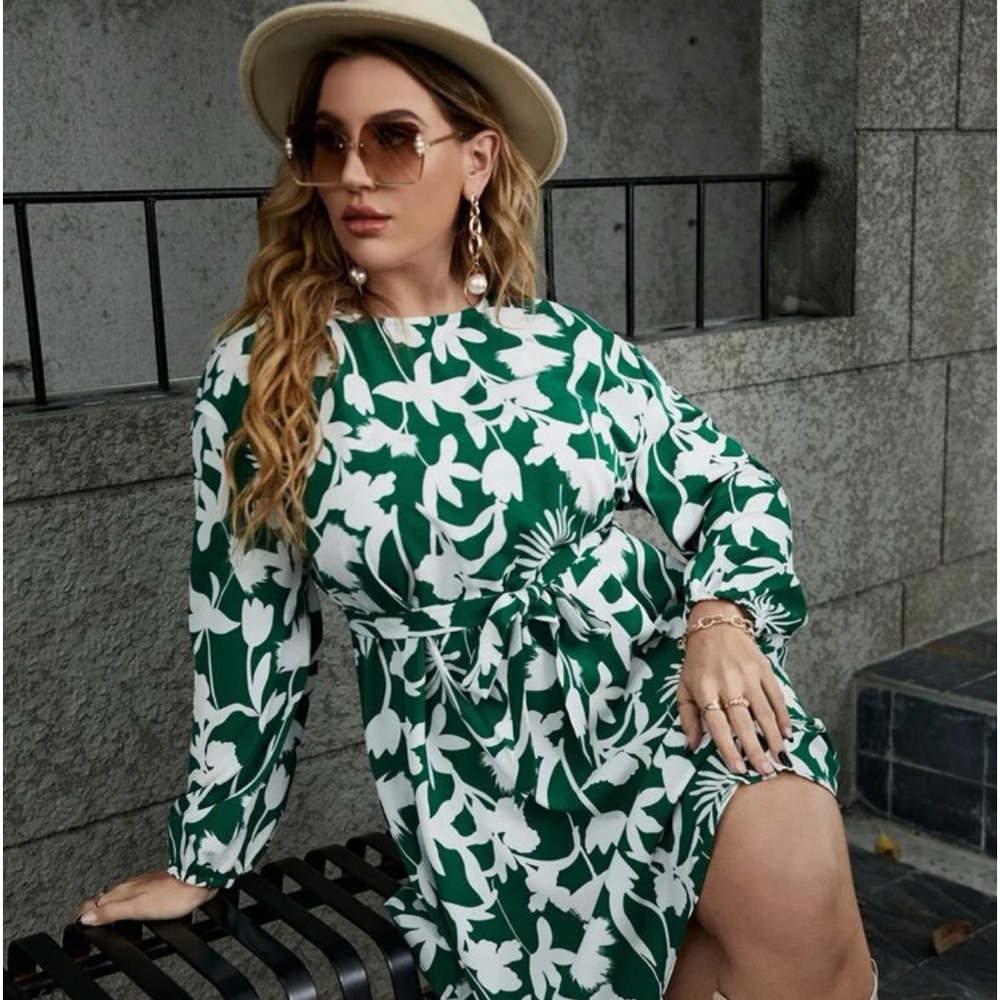 Plus floral print lantern sleeve belted dress